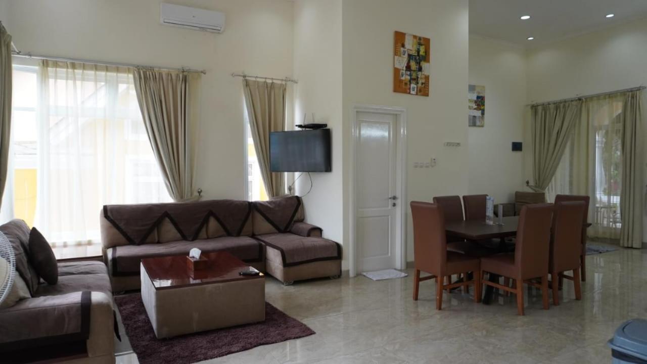 Diyar Villas Puncak M4/12 Exterior photo
