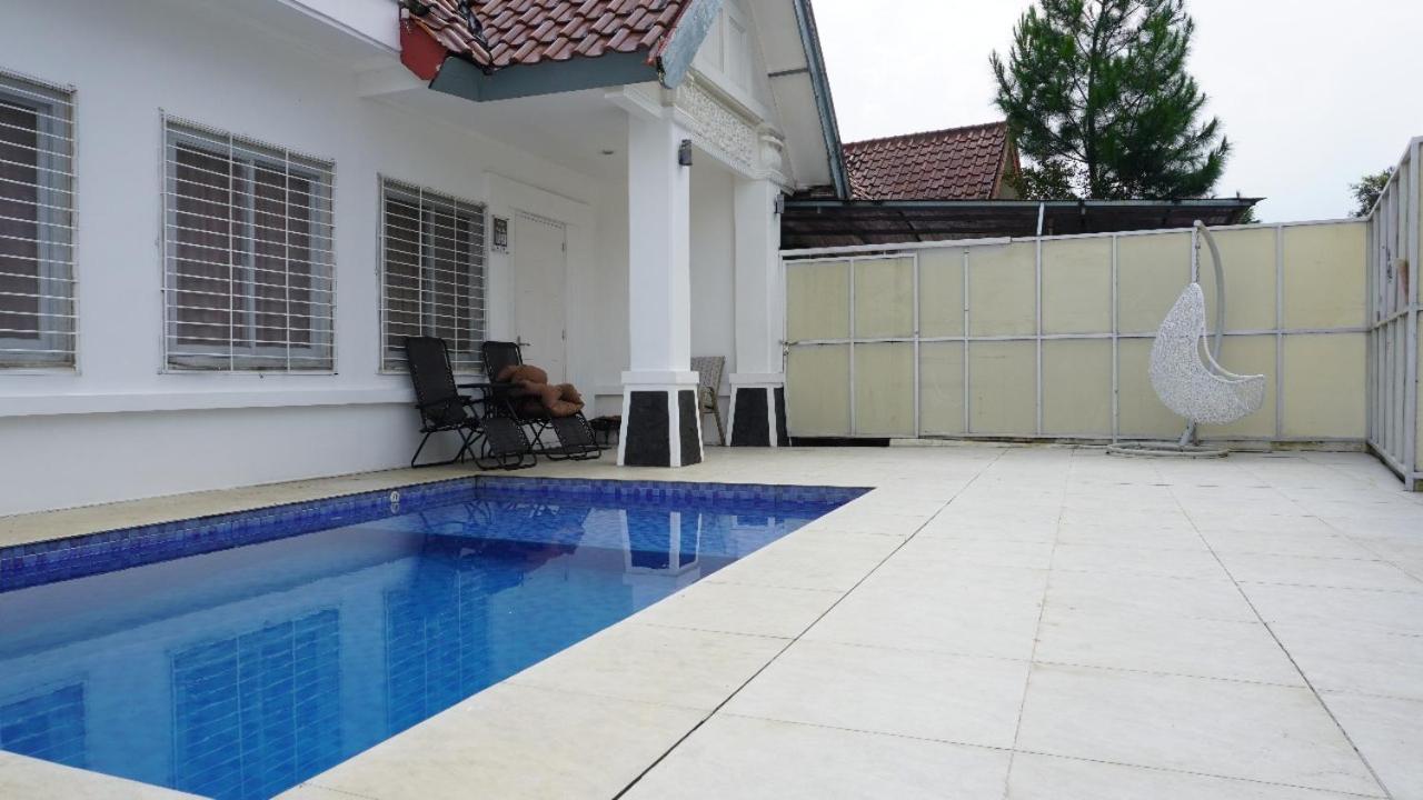 Diyar Villas Puncak M4/12 Exterior photo