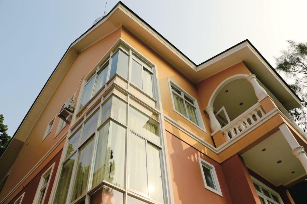 Diyar Villas Puncak M4/12 Exterior photo