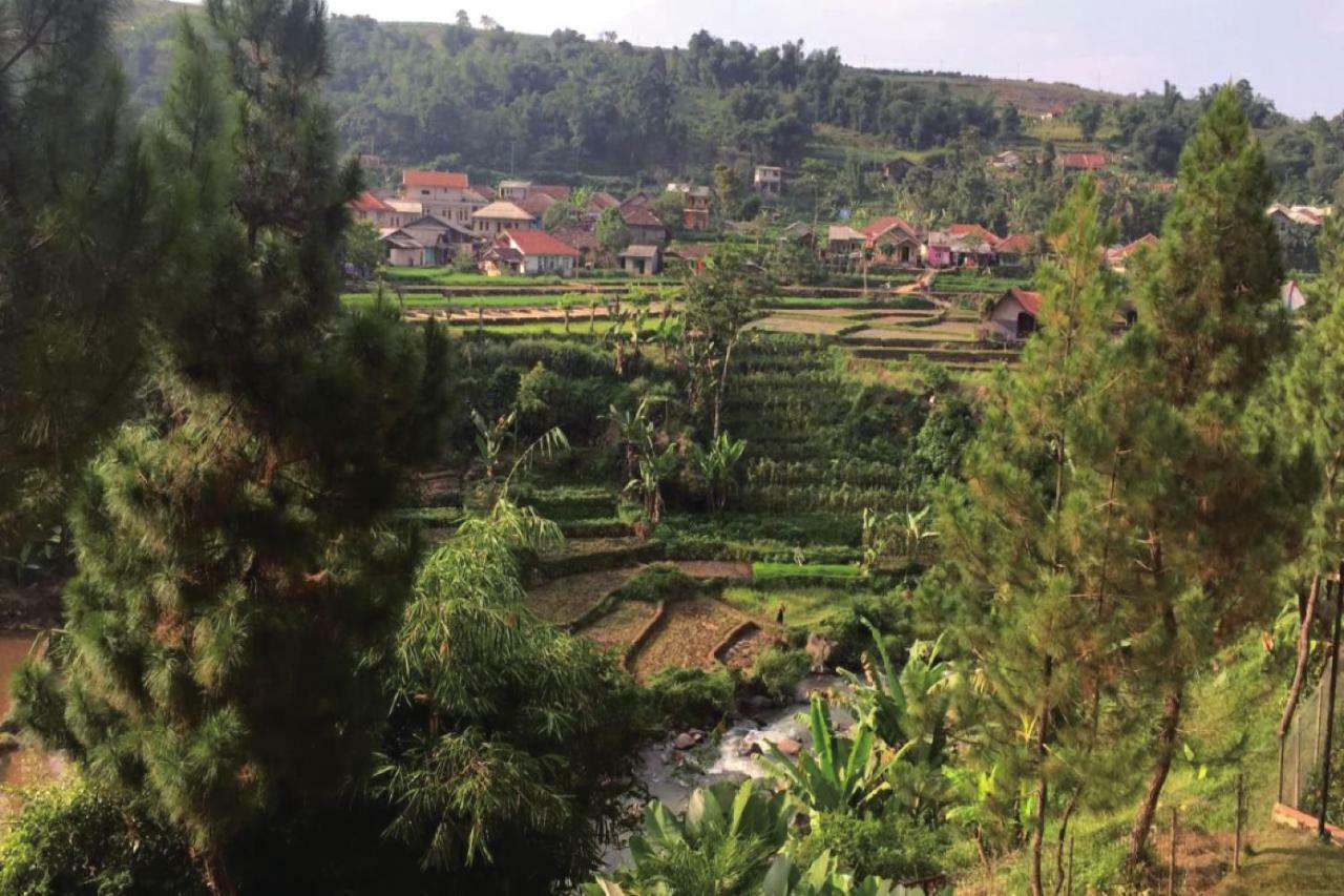 Diyar Villas Puncak M4/12 Exterior photo